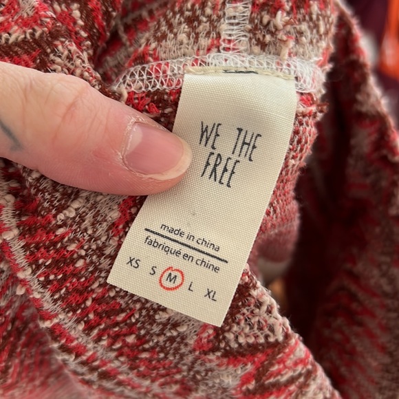 Free People At The Lodge sweater - Picture 6 of 12